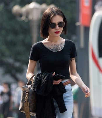 为女儿上学陪校长图片