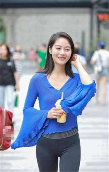 sp桃子实践跪下
