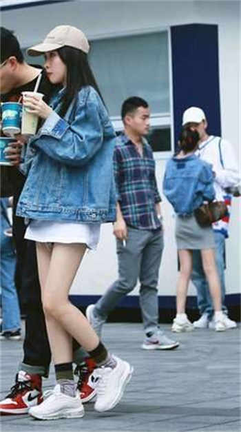 师娘宁中则风流