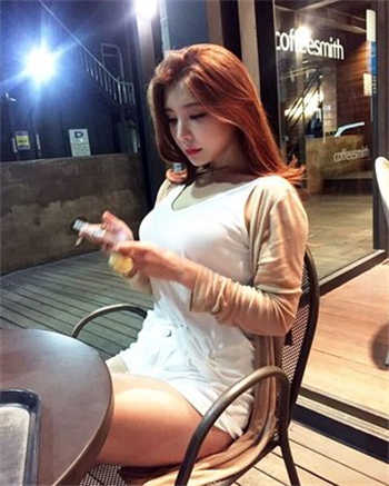 爸爸乱和女伦小说