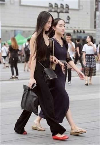 热情的老板娘木鱼