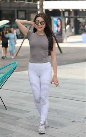 傲慢的堕天使动漫