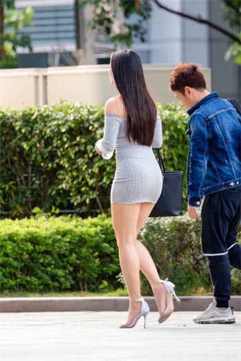 卧底的警花苏娟完整版