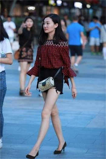 小溪边上林姜晚