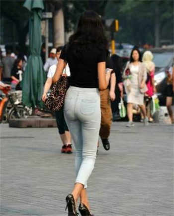 关于校园的句子