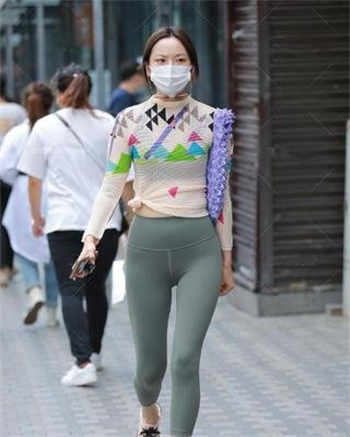 亲吻老师的丝足