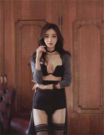 艳版电影牧师娘